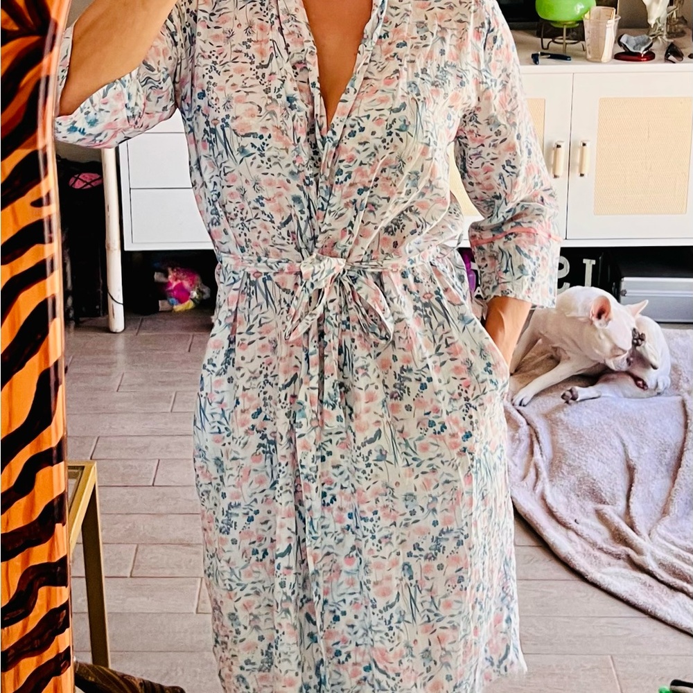 Floral Pink and Blue Silk & Cotton blend midi Robe - Picture 2 of 7